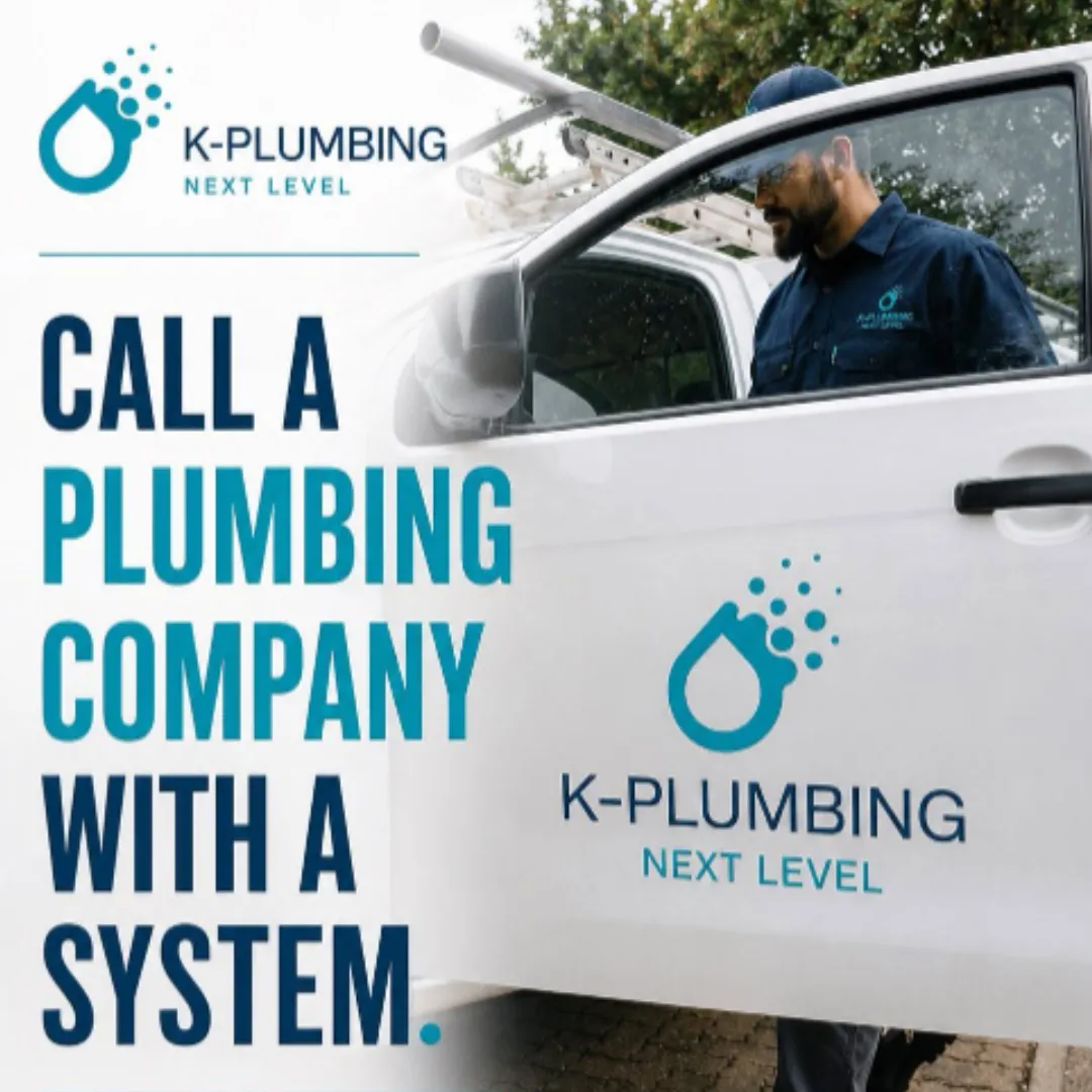 K-Plumbing artisan getting out of a branded company vehicle equipped with ladder racks, with text reading Call A Plumbing Company With A System.